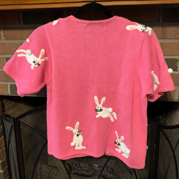 SOLD  90s Easter Bunny bellepointe sweater - Picture 2 of 9